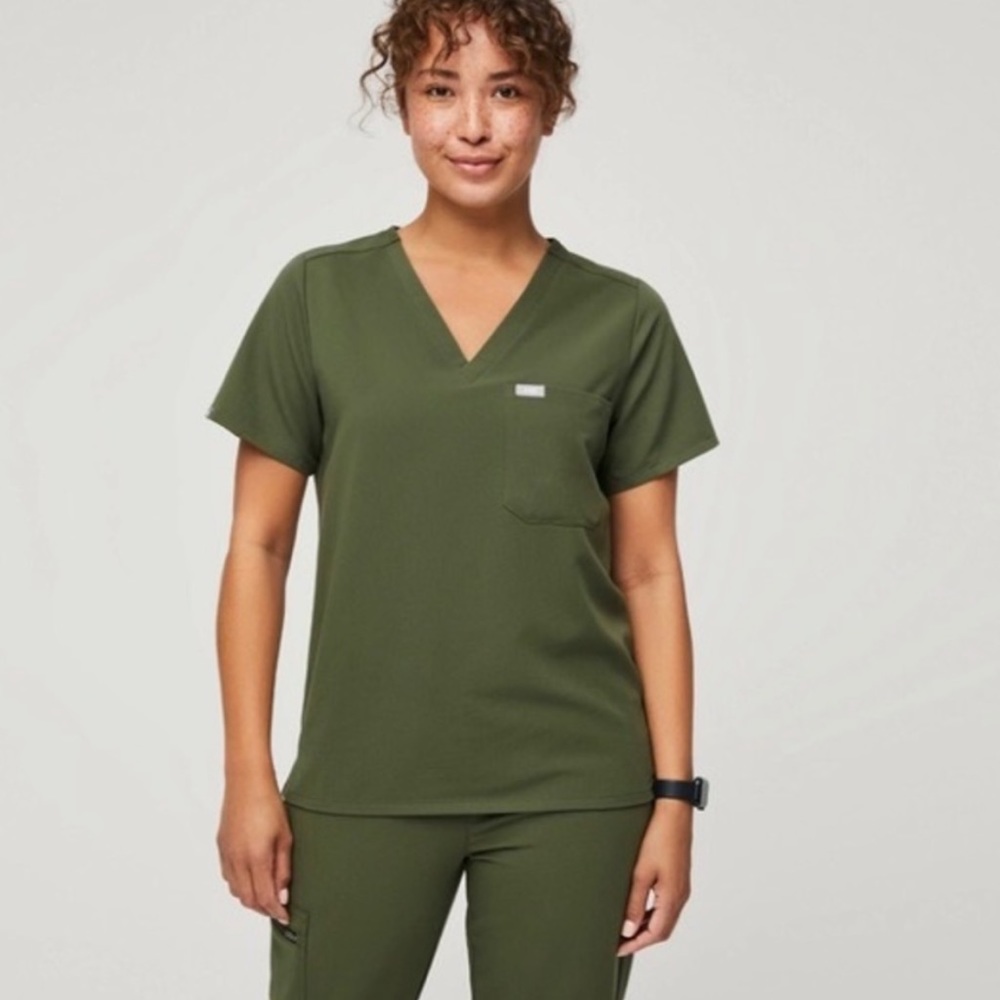 Figs Scrub Set Size Small “Dark Olive”